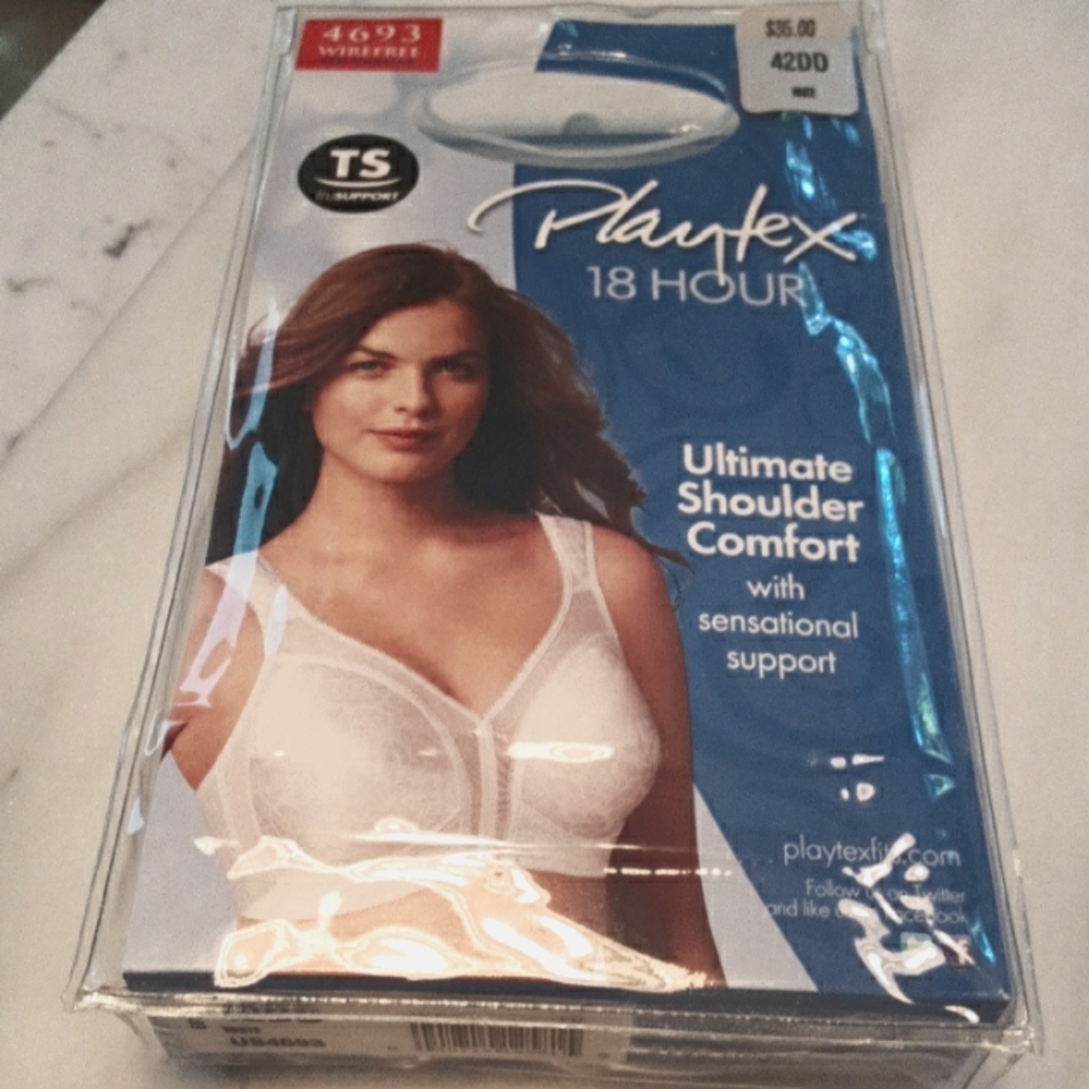 NEW  Playtex Bra.  GREAT SUPPORT WITH SHOULDER COMFORT,  NEW.
